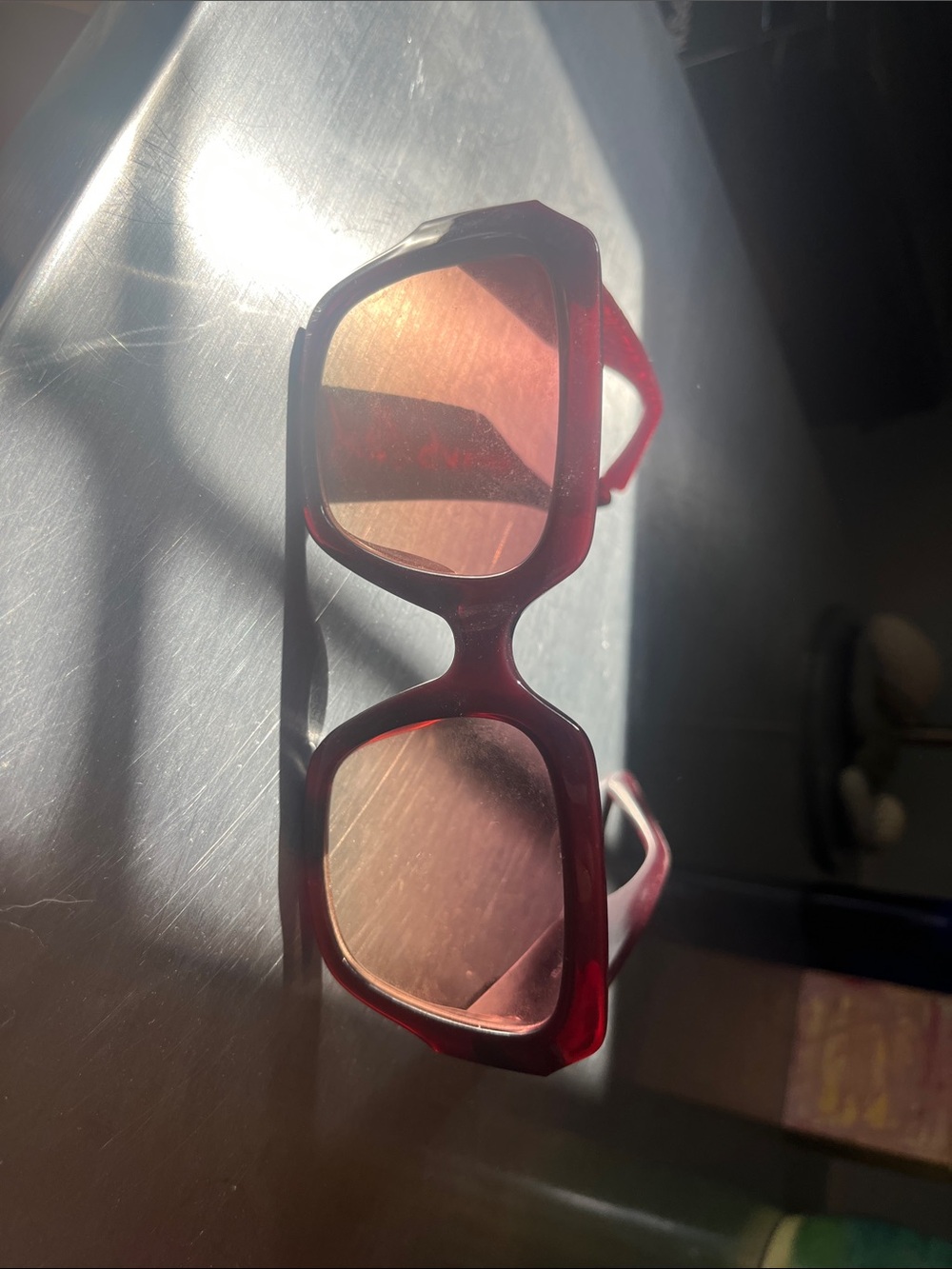 Red Women's Fashion Sunglasses - Bold Geometric Frame